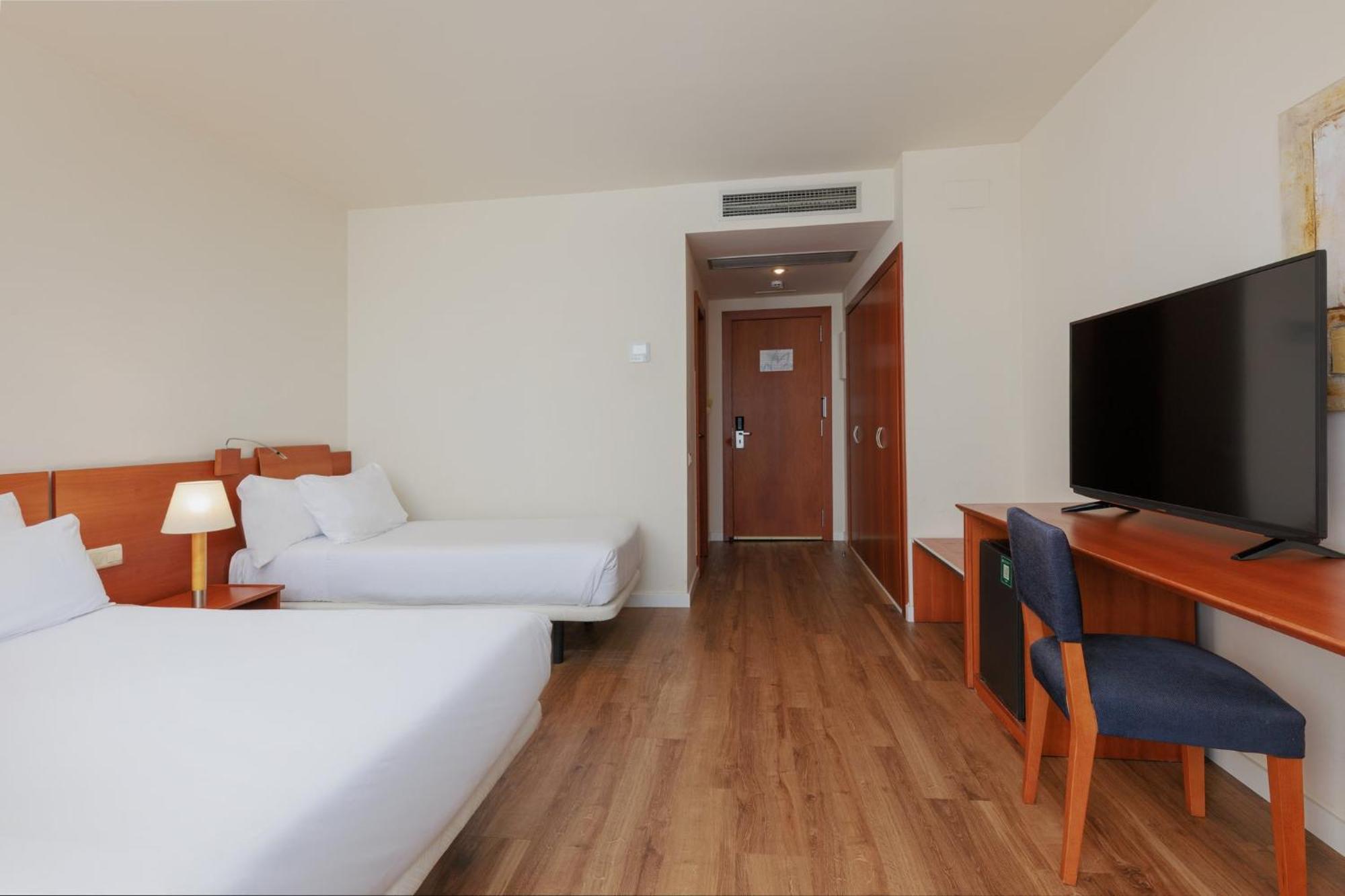 Sercotel Arrahona ซาบาเดย์ ภายนอก รูปภาพ