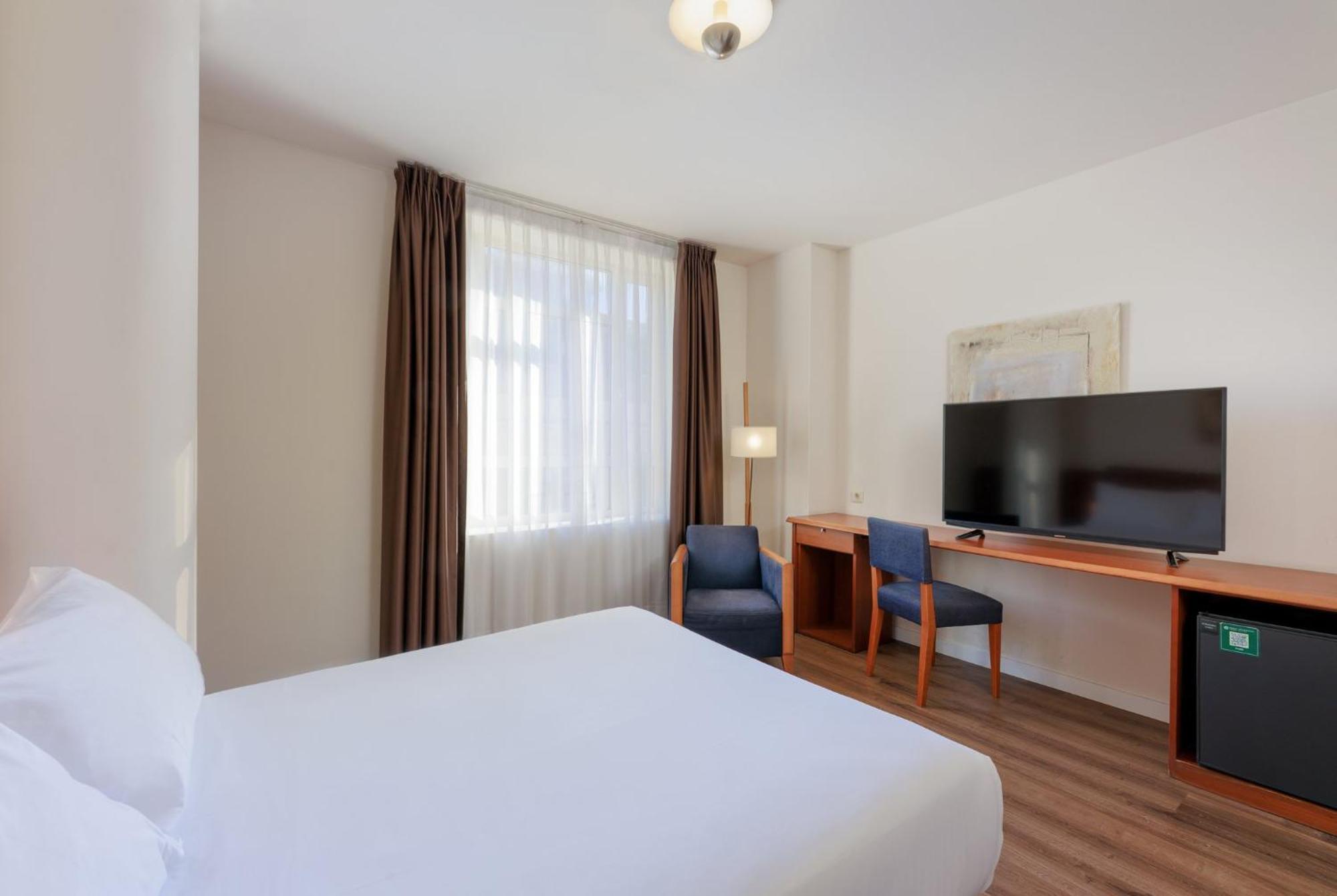 Sercotel Arrahona ซาบาเดย์ ภายนอก รูปภาพ